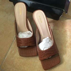 Pretty little thing kitten heels! size 8!